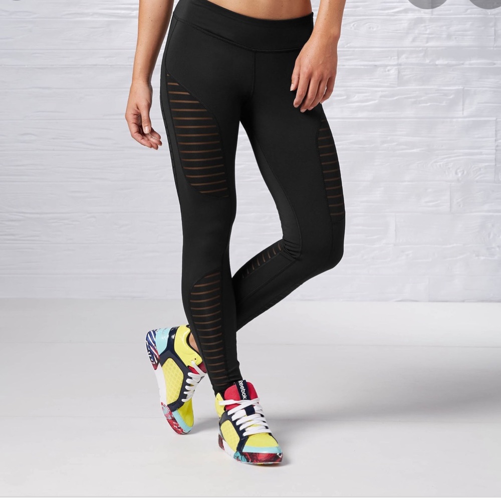 NWT XS Reebok mesh leggings